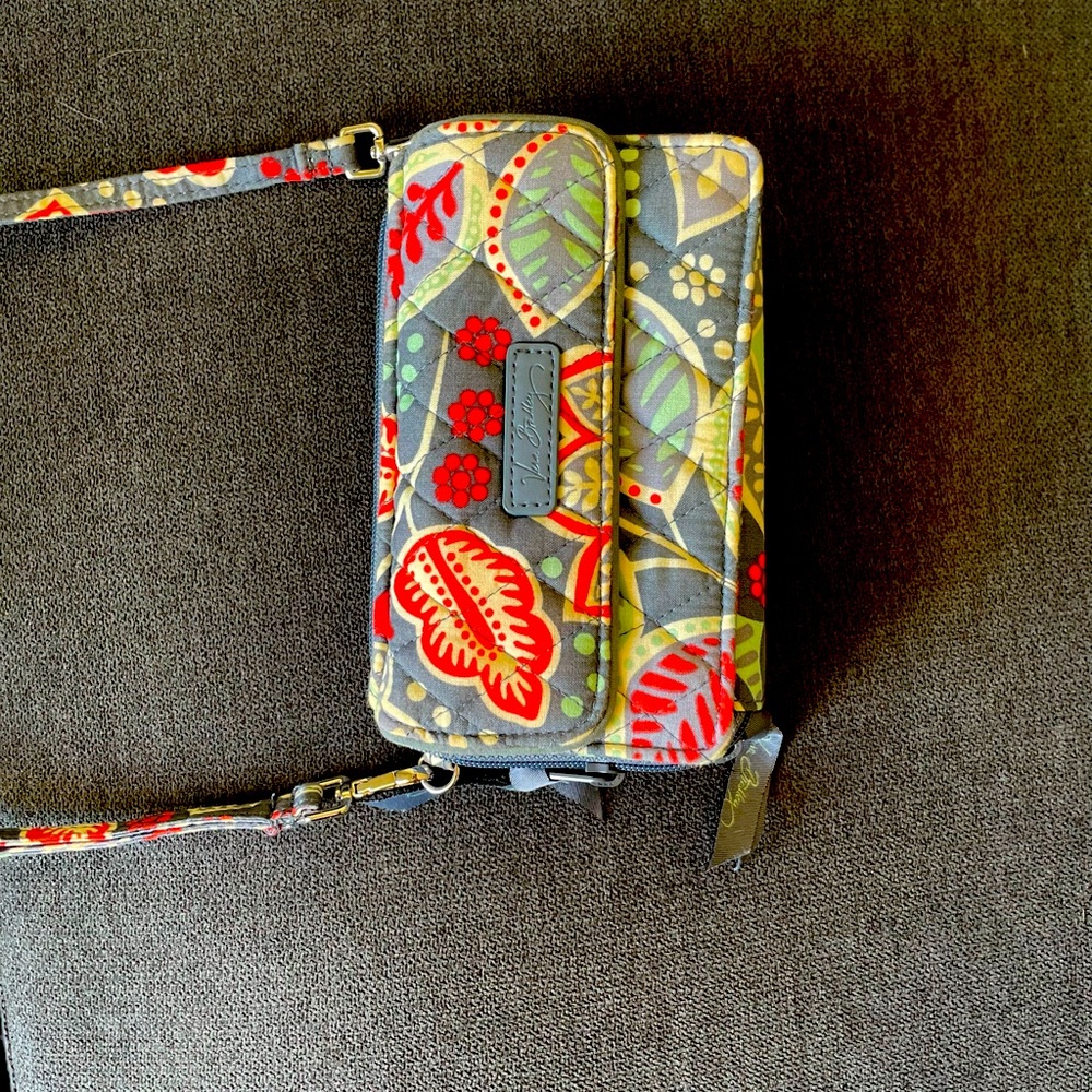 Vera Bradley crossbody, only used one time!